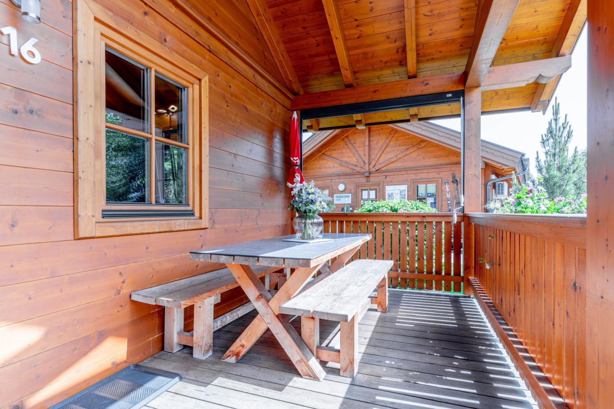Chaletdorf Zellersee Maishofen Exterior photo