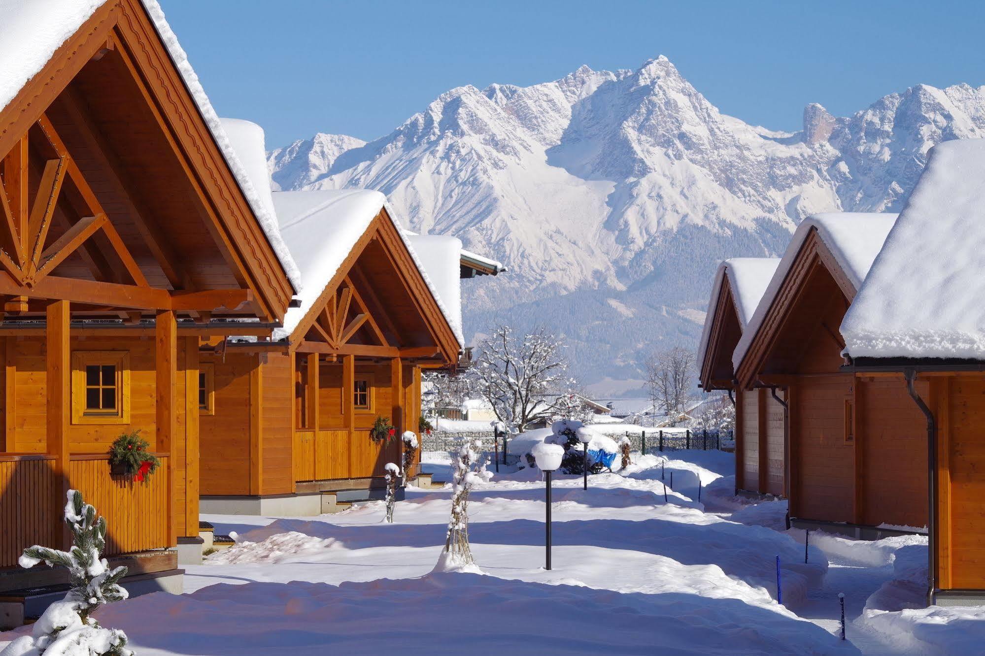 Chaletdorf Zellersee Maishofen Exterior photo